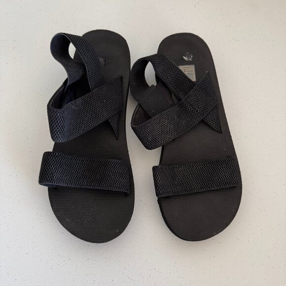 Black Strap Sandals | Lightweight Casual | No Tag, Approx Size 9 - Picture 1 of 2